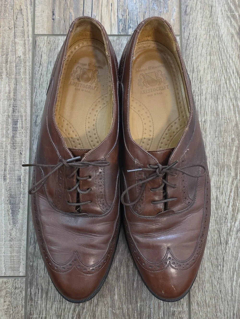 Johnston & Murphy - Aristocraft Made in USA Wingtip Oxfords - Men 9D - Brown